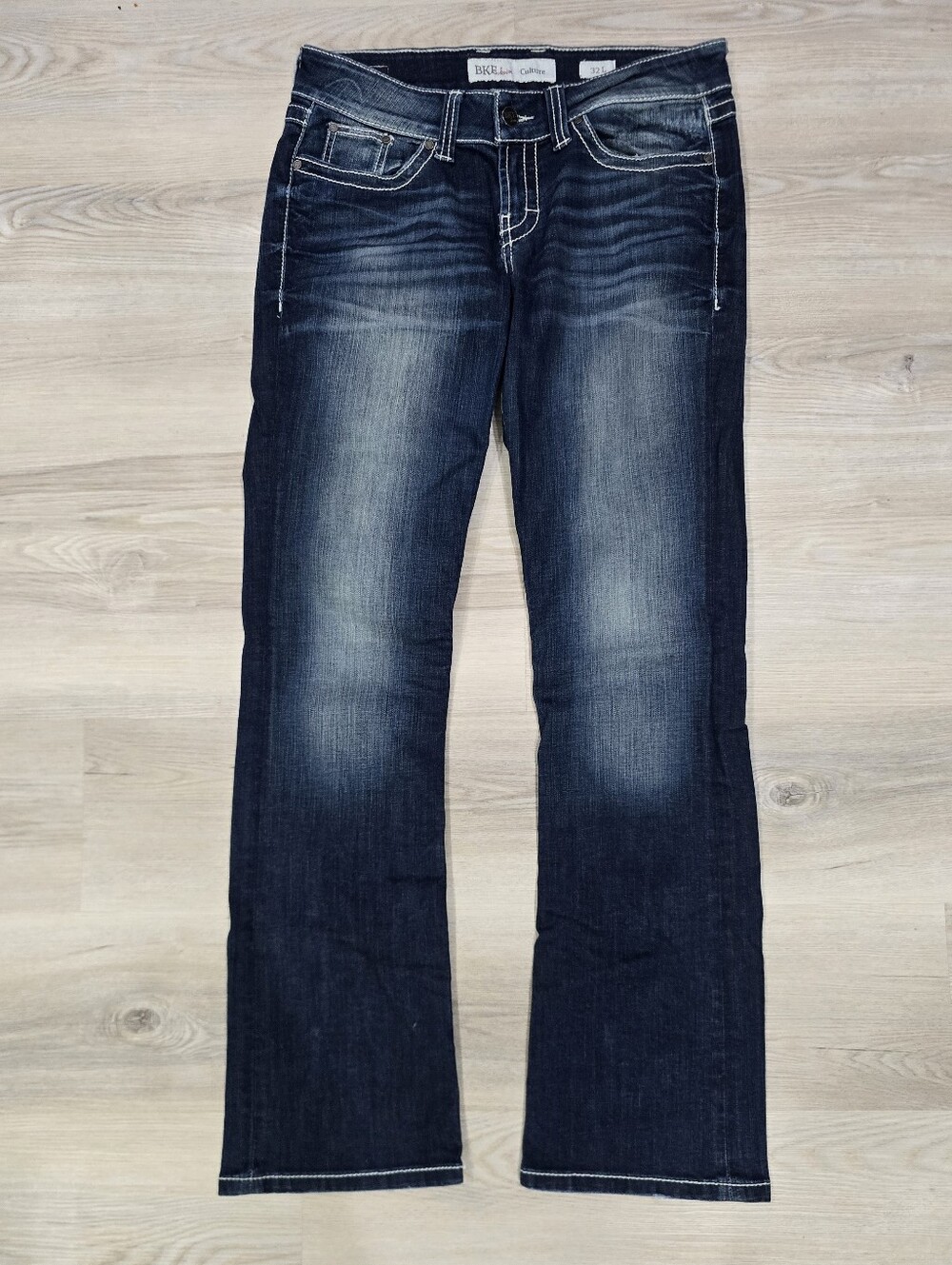 BKE Culture Women’s Dark Blue Flared Jeans with Fading Size 32 X 33 1/2